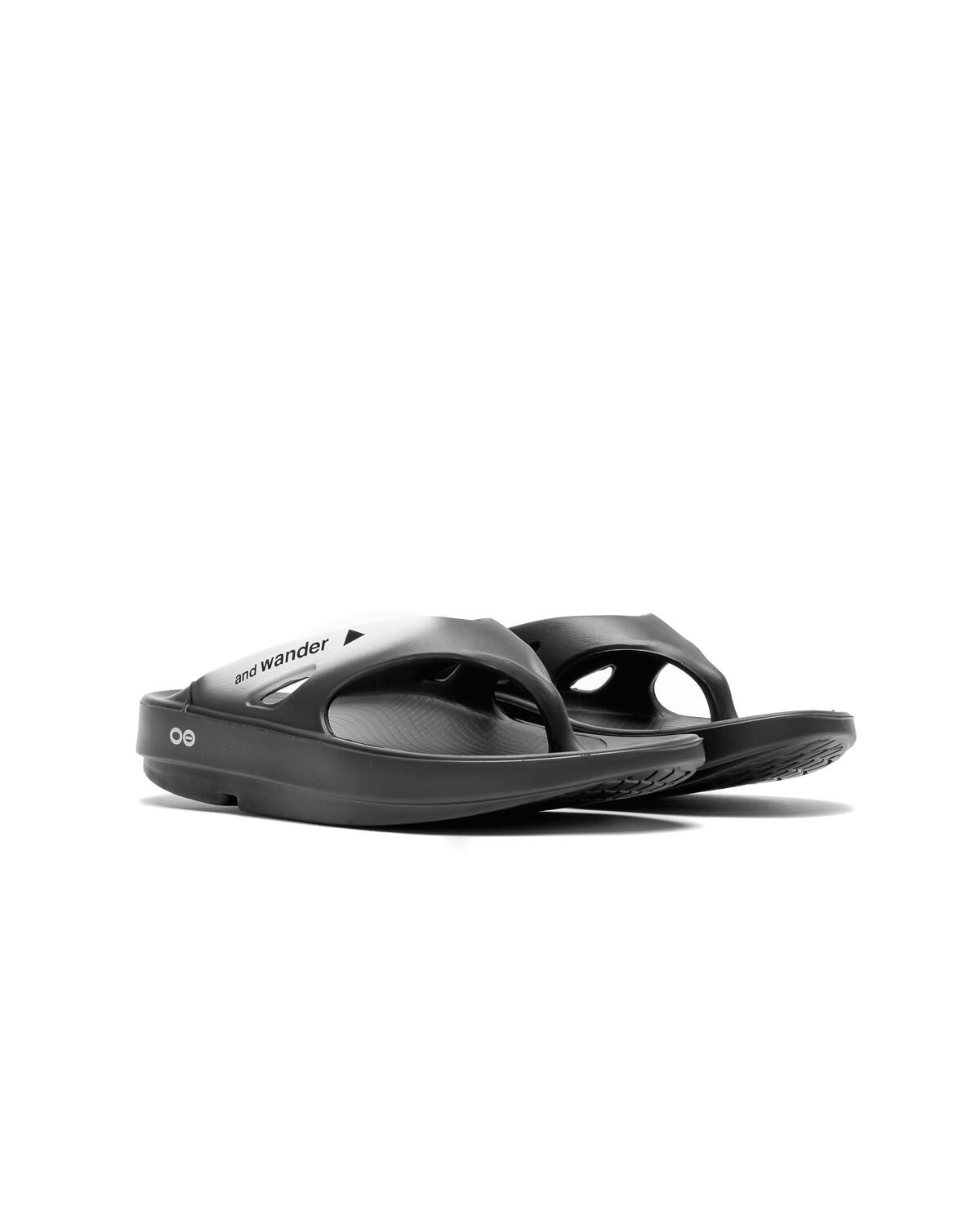 and wander x OOFOS ahh Recovery sandal | 5744978242010